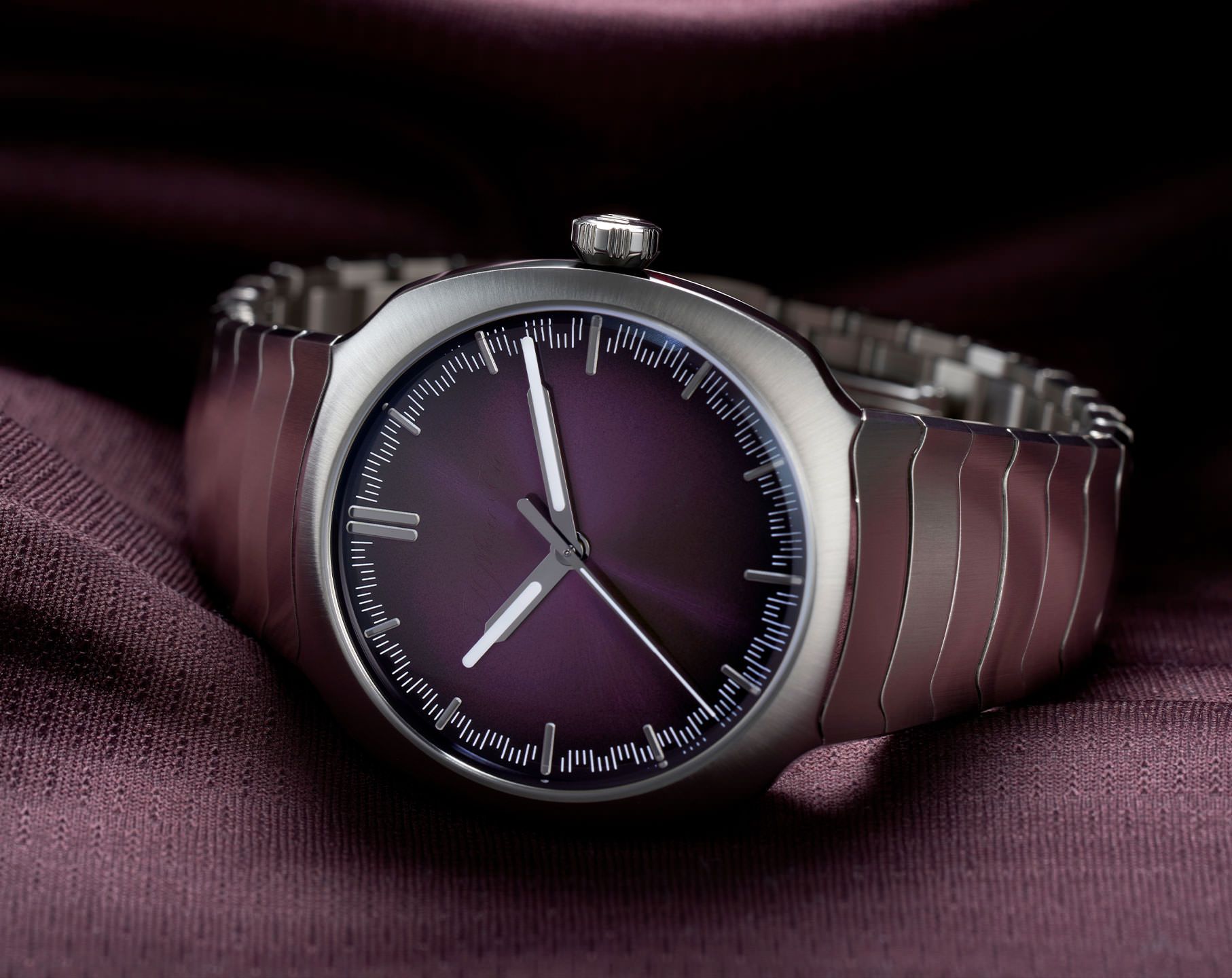 H. Moser & Cie. Streamliner Automatic Watch | 6201-1201