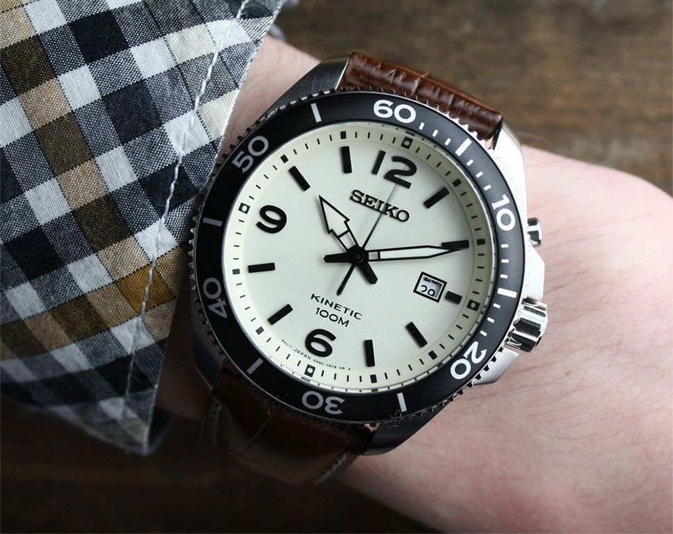Seiko Kinetic Quartz Watch | SKA749P1