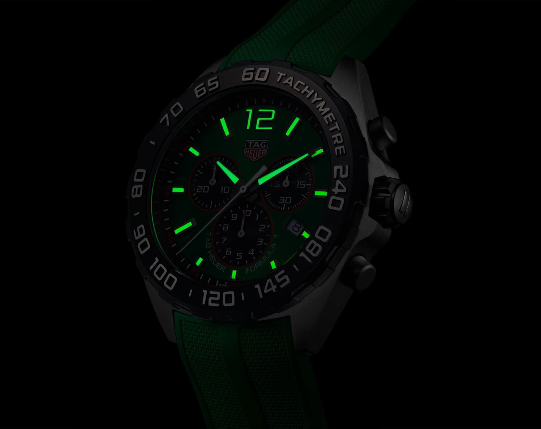 TAG HEUER Formula 1　腕時計 TAG Heuer Formula 1 Quartz Watch | CAZ101AP.FT8056